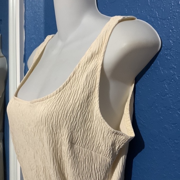 Cream Stretchy Dress size L - Picture 4 of 9